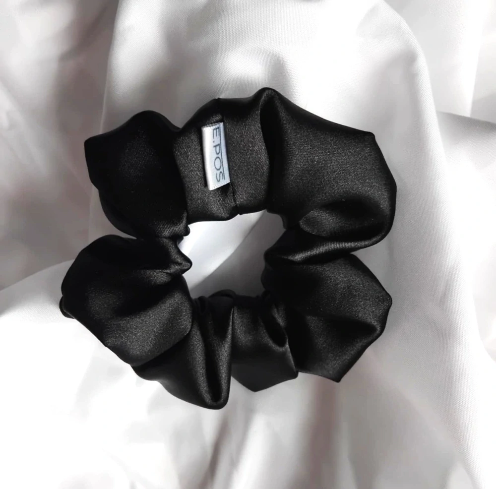 Scrunchie midi černá