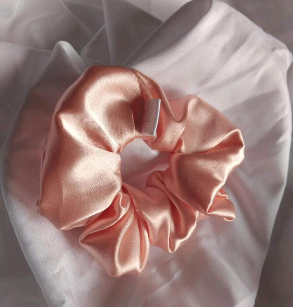 Scrunchie midi lososová