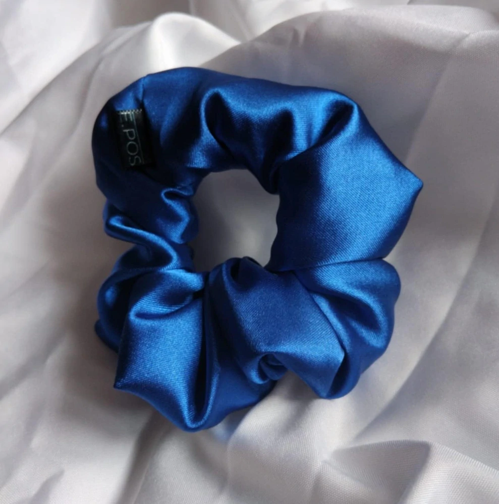 Scrunchie midi modrá