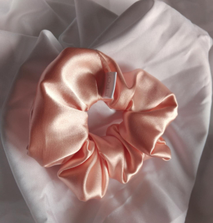 Scrunchie midi lososová